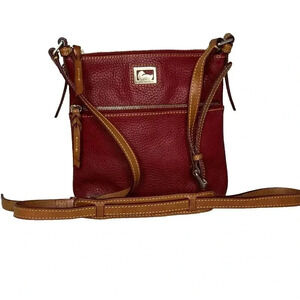 Dooney And Bourke‎ Dillen Letter Carrier Leather Crossbody Purse Burgundy